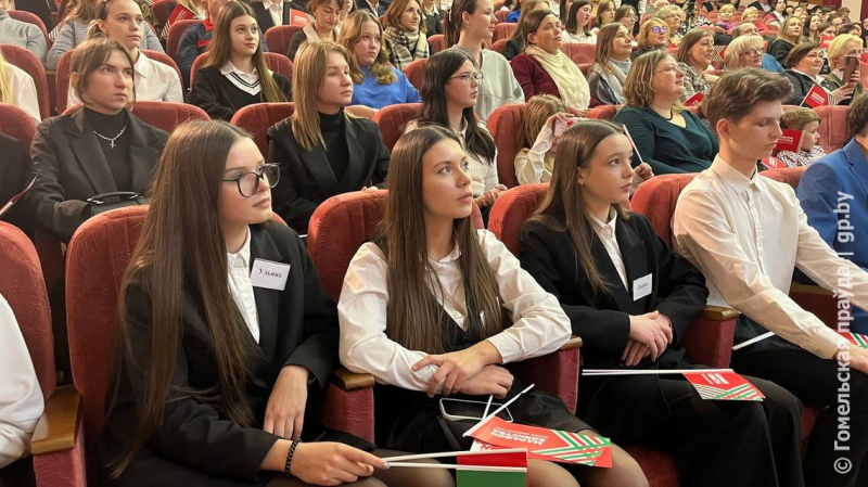 Артисты Большого театра Беларуси дали мастер-класс в мозырском музколледже