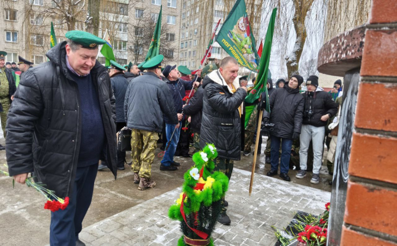 В Речице состоялось открытие памятного знака «Землякам-пограничникам» в честь всех воинов-пограничников родом из Речицкого района