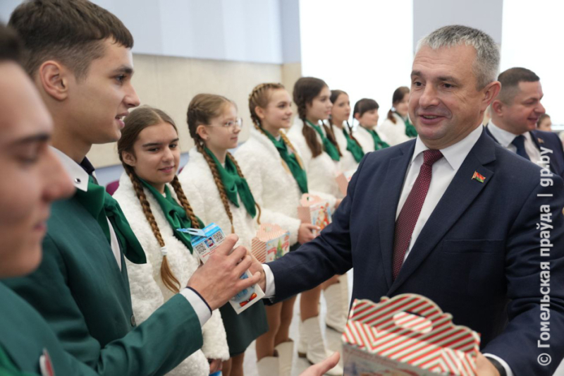 Можно песню записать и программу написать: в Калинковичах открыли новое здание Центра творчества детей и молодежи