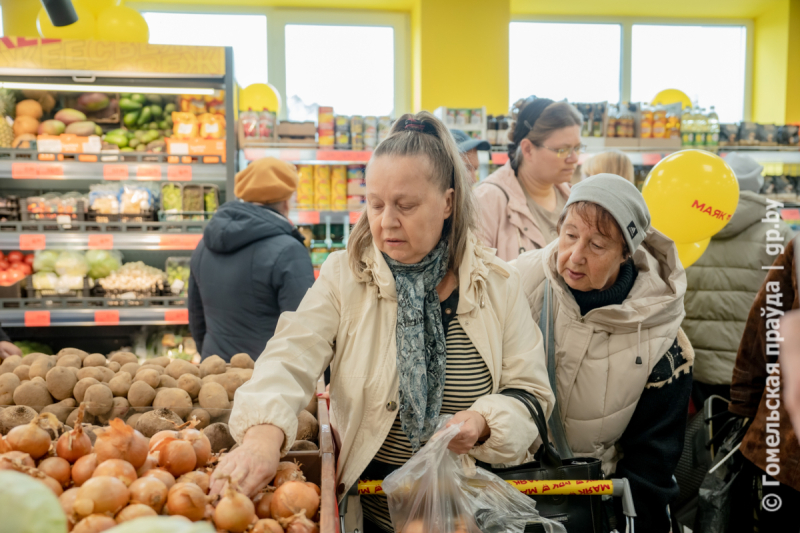 Не просто магазин, а жесткий дискаунтер. В Советском районе Гомеля открылся новый «Маяк»