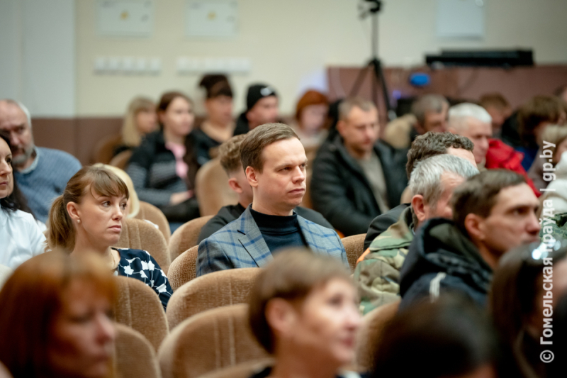 Заместитель председателя облисполкома Дмитрий Алейников пообщался с коллективом &quot;Гомельводоканала&quot;