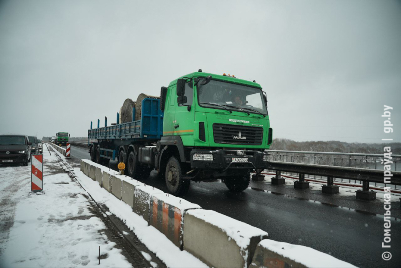 Весной в Речицком районе откроют движение по мосту через Днепр