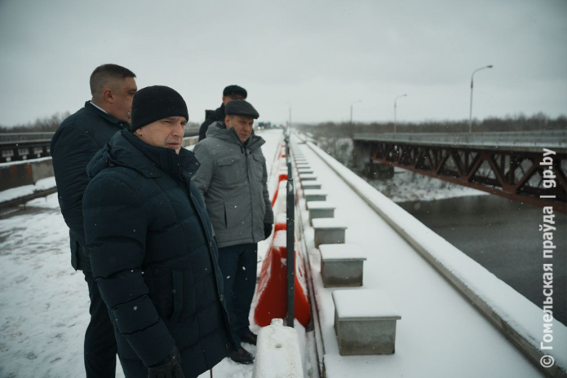 Весной в Речицком районе откроют движение по мосту через Днепр